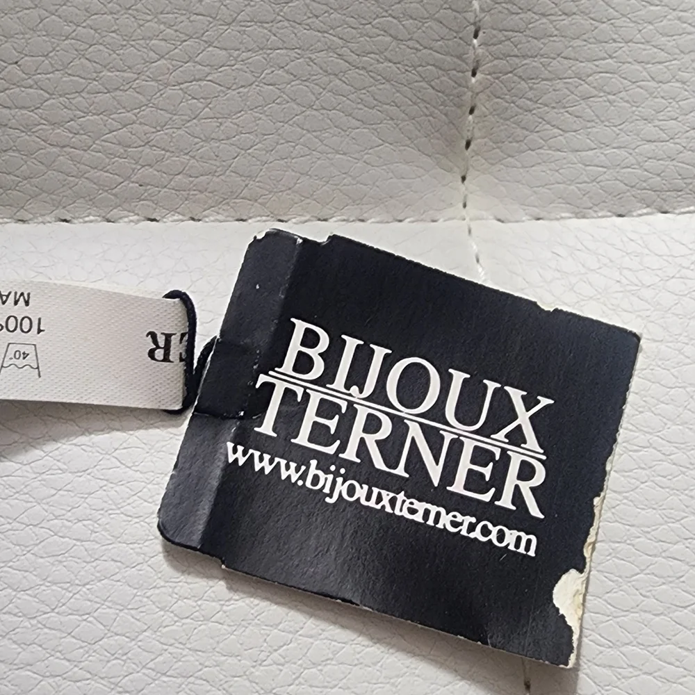 New Bijoux‎ Terner Leopard Print Scarf 22
